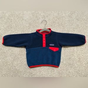 Patagonia synchilla snap-T pullover red, navy blue. infant/baby size 6-12months